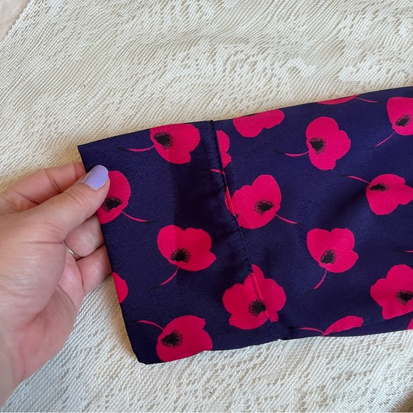 Gorgeous 41 Hawthorne poppy print v-neck top with 3/4 sleeves - Picture 4 of 8